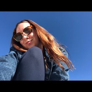 Meet your Posher, Mallory